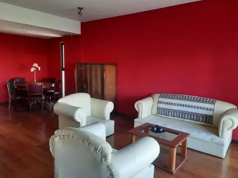 Buenos Aires 1700 , Piso 7