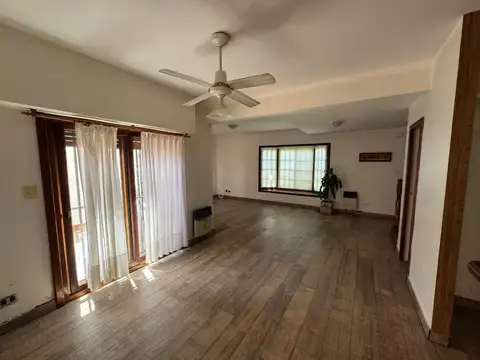 Casa en Alquiler de 3 ambientes Ciudad Jardín Del Palomar