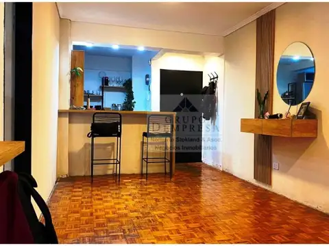 Jorge Newbery 2500, Piso 1