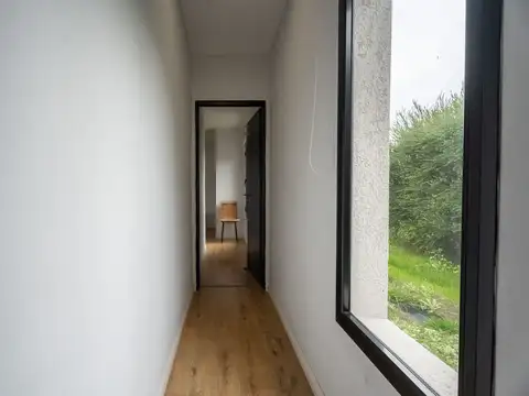 CASA EN VENTA 4 AMBIENTES EN SAN VICENTE SAN LUCAS