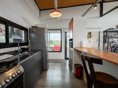 CASA EN VENTA 4 AMBIENTES EN SAN VICENTE SAN LUCAS
