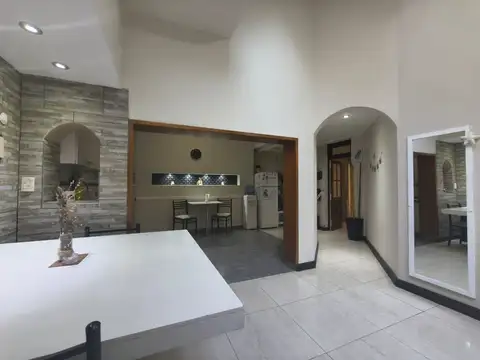 Depto Tipo Casa 3 ambientes con 1 baño