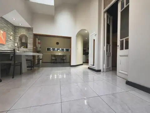 VENTA PH 3 AMB BARRACAS SIN EXPENSAS