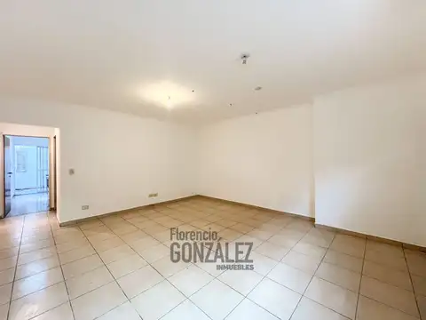 Depto Tipo Casa en Alquiler de Monoambiente