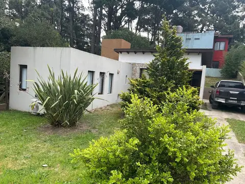 VENTA DE CASA 2 AMBIENTES MAR AZUL