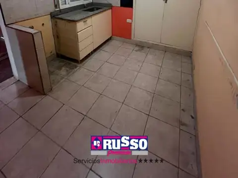 Depto Tipo Casa en Venta en Ramos Mejia, USD 58.000