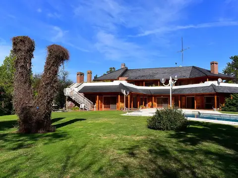 Casa en Venta en Lujan, USD 310.000