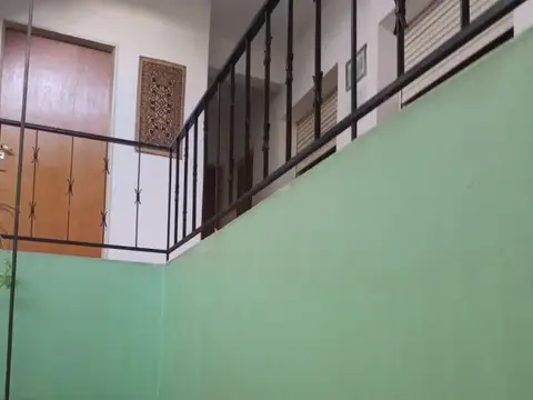 Hotel en Once en impecable estado