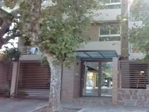 DEPARTAMENTO 2 AMBIENTES C/COCHERA EN VILLA SARMIENTO
