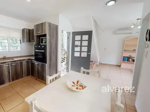 Depto Tipo Casa en Venta en Ituzaingo, USD 78.800