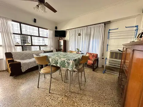 Depto Tipo Casa en Venta de 5 dormitorios