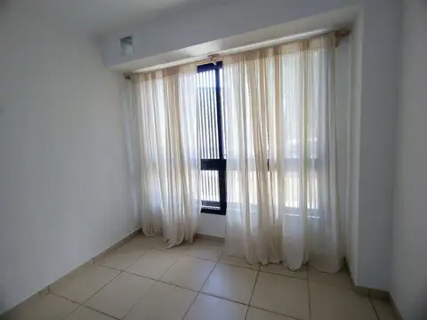 VENTA DPTO 1 DORM. LUMINOSO / BARRIO MA. SELVA