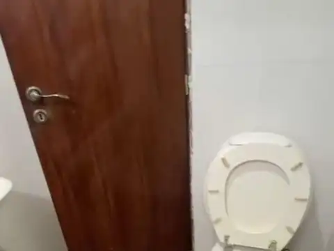 CASA 3 AMBIENTES VENTA GRAND BOURG  GALERIA JARDIN