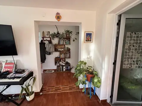 Depto Tipo Casa 2 ambientes con 1 baño