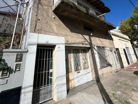 Diagonal Jose Leon Suarez  al 6700