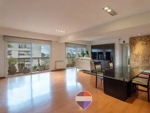 Departamento en Venta de 8 ambientes