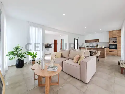 Casa en venta a estrenar en Barrio cerrado