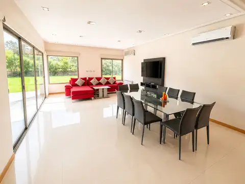 Casa en Venta de 5 dormitorios