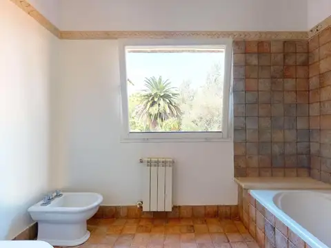 Casa en Venta en Jose Hernandez, USD 410.000