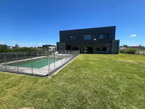 Ruta Pcial 52 Av Mariano Castex 9200