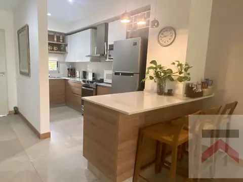 Depto Tipo Casa en Venta de 3 dormitorios