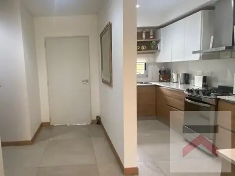Depto Tipo Casa en Venta en Punta Chica, USD 310.000