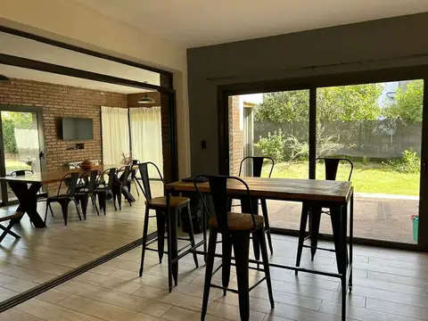 Venta Casa 3 Dorm Country La Serena Mendiolaza