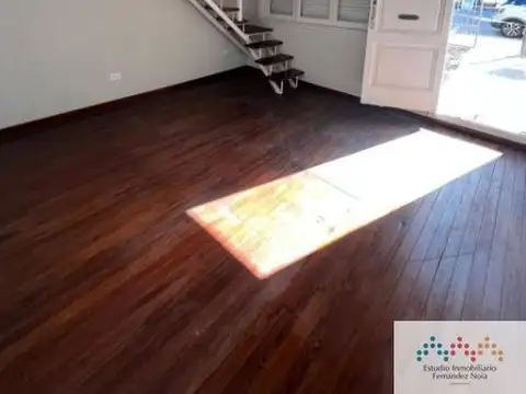 Depto Tipo Casa en Venta en Remedios De Escalada, USD 99.000