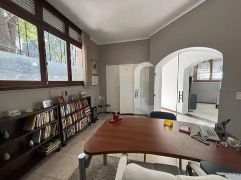 Casa en Venta en Chacarita, USD 352.000