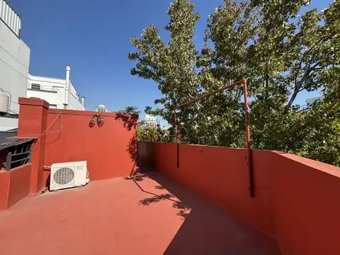 VENTA Casa u oficina de 5 ambientes Chacarita - LRA
