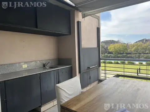 Departamento en Venta con 2 cocheras