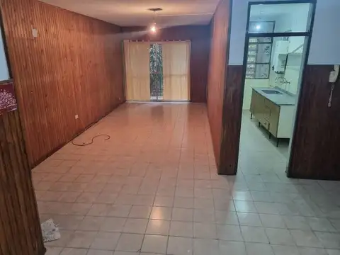 EN ALQUILER  DPTO 3 DORMITORIOS BARRIO RUCCI  PLANTA BAJA. TODOS LOS SERVICIOS