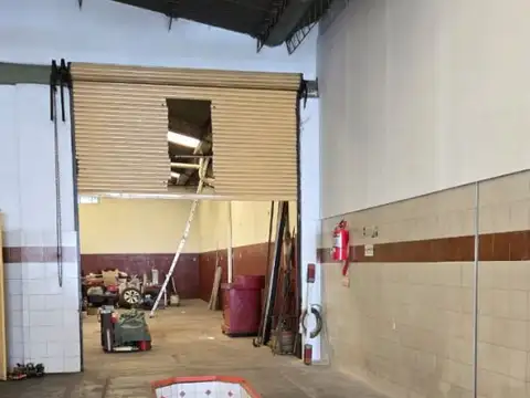 Galpon en Alquiler 36  mts Fondo