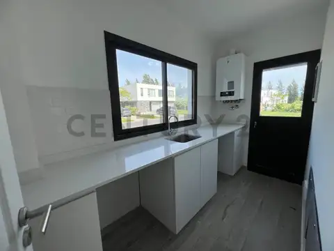 Casa en Venta 1 año