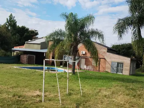 Quinta es esq. con gran Terreno en Fincas de Rincon