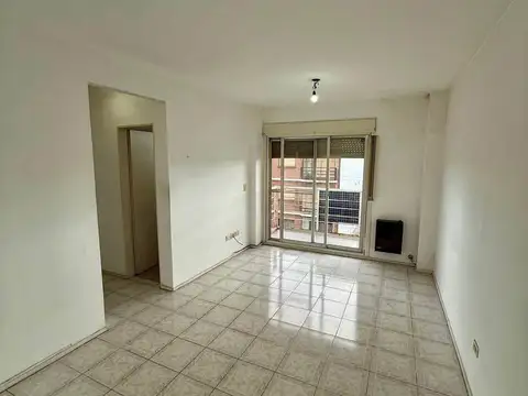 Avenida Belgrano 4700, Piso 3