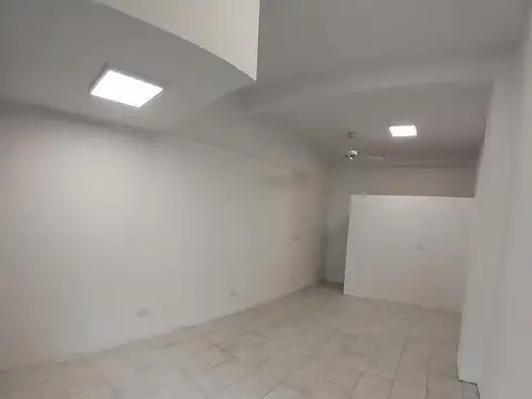 Local en Alquiler en Ituzaingó, $ 570.000