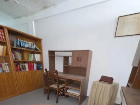 Oficina en Venta 60 años