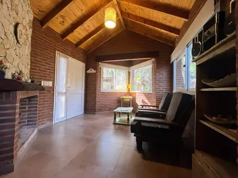 Calle 42 357 entre Copacavana y Punta del 100