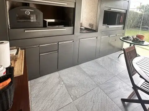 Casa en Ayres Plaza