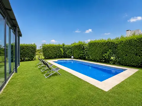 Casa en Venta en Countries y Barrios Cerrados en Esteban Echeverria, USD 350.000