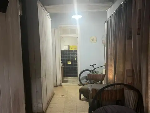 Local en Venta Via Púb.