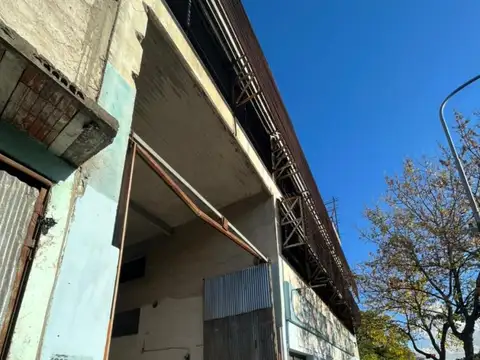 ALQUILER DE  GALPÓN EN MATADEROS