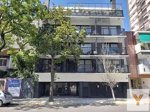 Mendoza e/ Conde y Capital General Ramon Freire