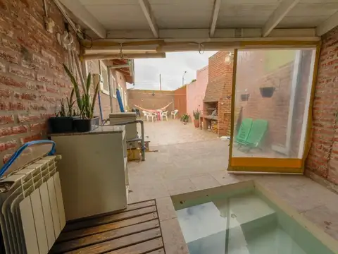 Casa en Venta con 1 cochera