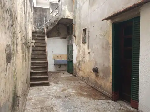 Depto Tipo Casa 2 ambientes con 1 baño