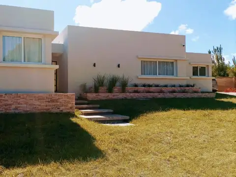 Casa en Alquiler Temporal de 3 dormitorios