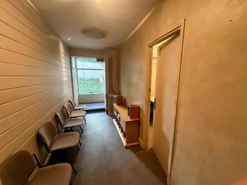 Oficina en Venta con 1 cochera