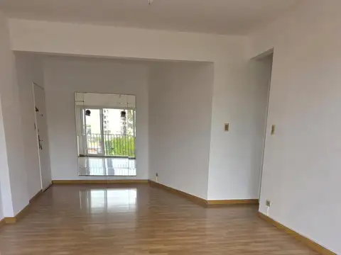 Departamento en Alquiler en Floresta, $ 975.000