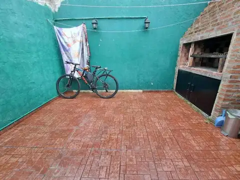Departamento en Venta en Villa Luzuriaga, USD 69.900